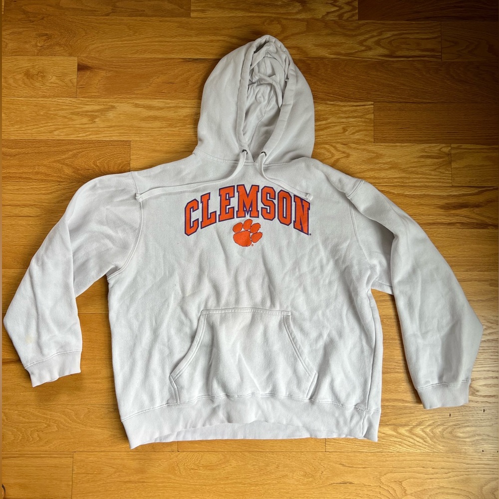 Woman’s Clemson hoodie, size 2XL, barely worn